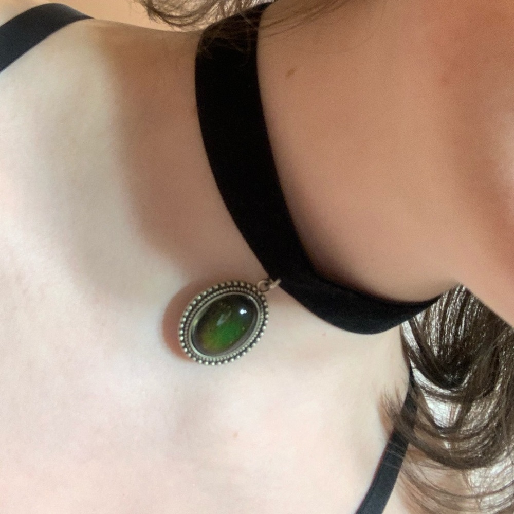 Rue 21 Mood Stone Choker